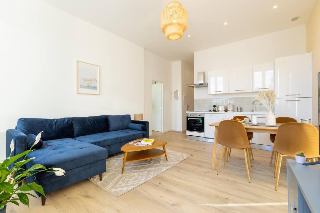 Super T2 Proche Du Cours Julien Apartment Marseille Luaran gambar